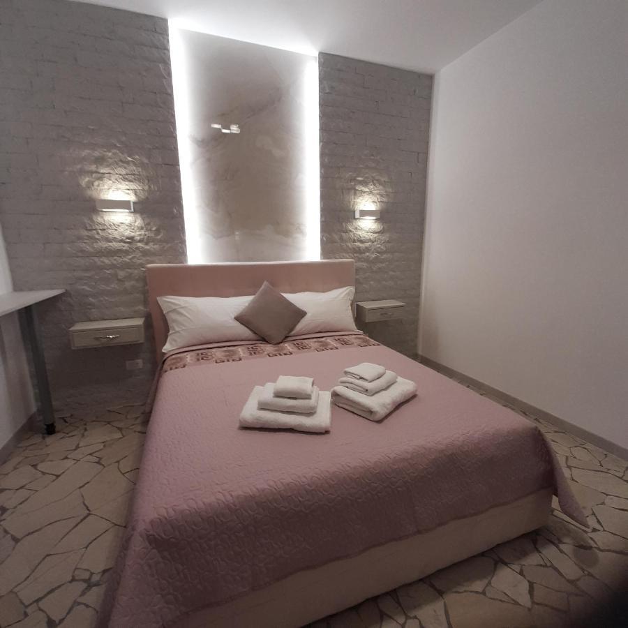 Residenza N&D Luxury Apartment Bari Exterior photo