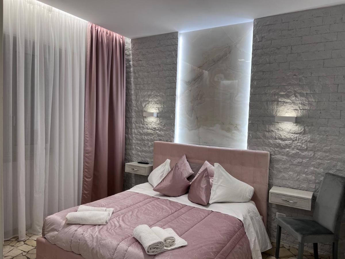 Residenza N&D Luxury Apartment Bari Exterior photo